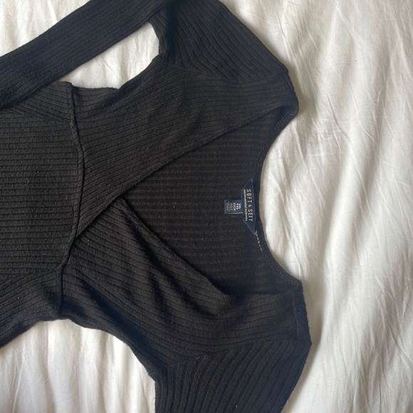 American Eagle Black Long Sleeve Dress - Picture 2 of 2